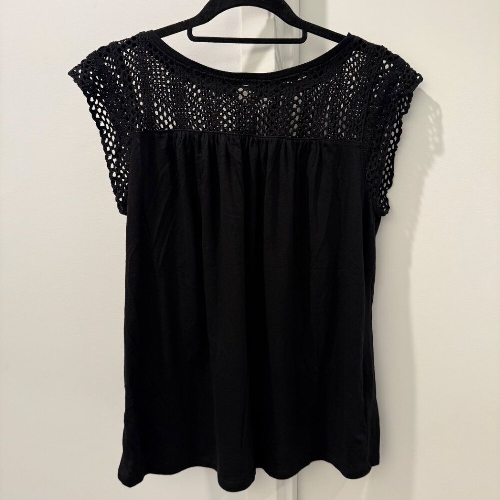 New GAP crochet shortsleeve flutter tee sheer black tshirt drape top S Small